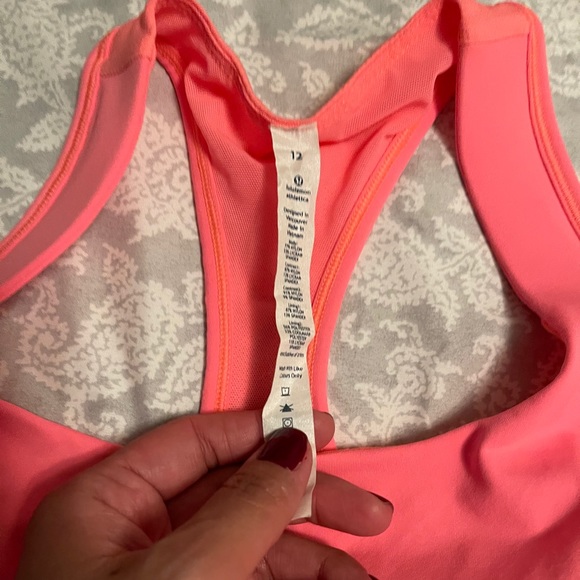 Lululemon tank top - Picture 2 of 5